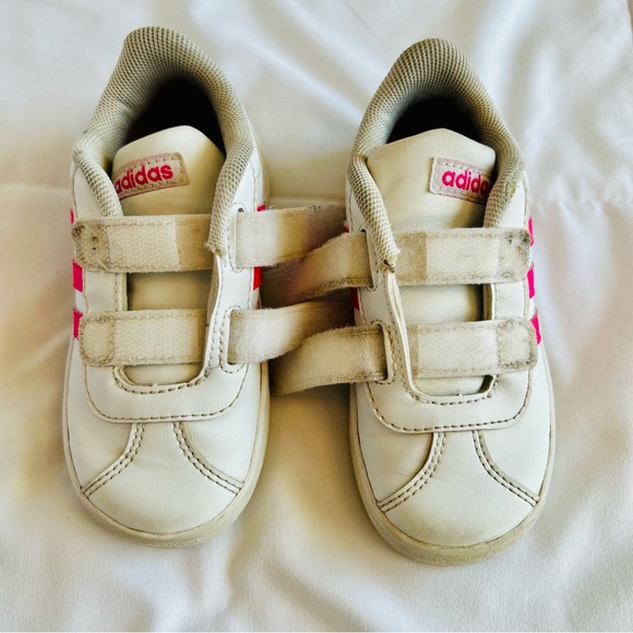 Size 7K Adidas Shoes - Picture 6 of 9